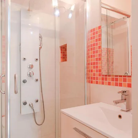 Apartamento In Centro, Fiorebel, No Lift Turín