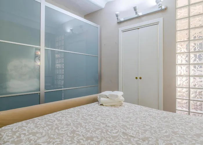 In Centro, Fiorebel, No Lift Apartamento