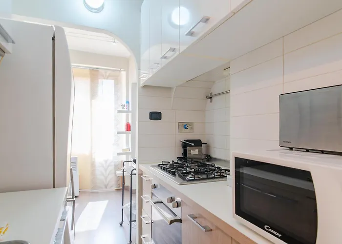 Apartamento In Centro, Fiorebel, No Lift *