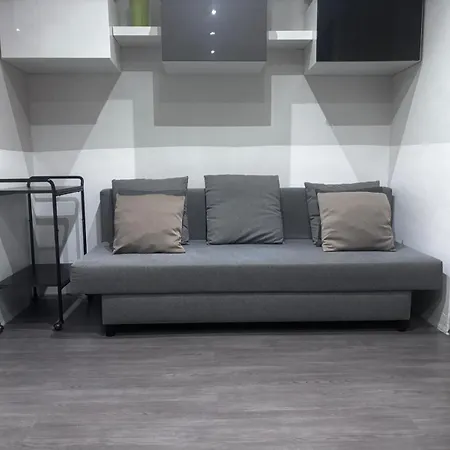 In Centro, Fiorebel, No Lift